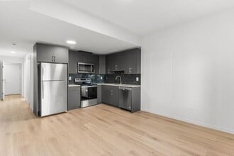 63 Westwind Dr in Spruce Grove, AB - Building Photo - Building Photo