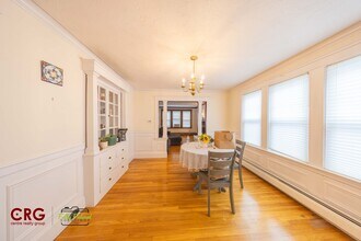 21 Salisbury Rd, Unit #1 in Newton, MA - Building Photo - Building Photo