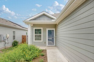 7312 Tonka Ln in Austin, TX - Building Photo