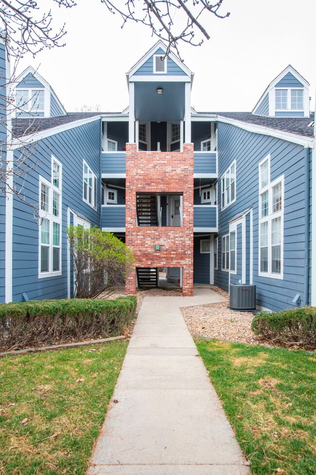 11197 Alcott St, Unit C in Westminster, CO - Building Photo - Building Photo