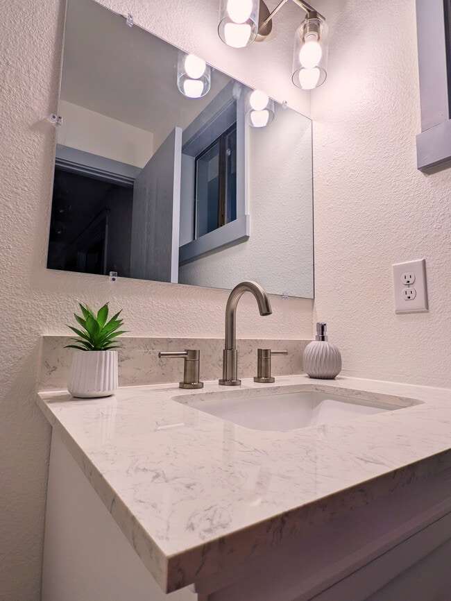 property at 1325 E Syringa Dr
