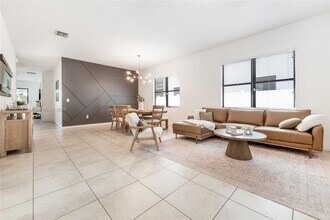 3550 W 86th Terrace in Hialeah, FL - Building Photo - Building Photo