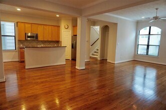 1704 Utah St in Houston, TX - Building Photo - Building Photo