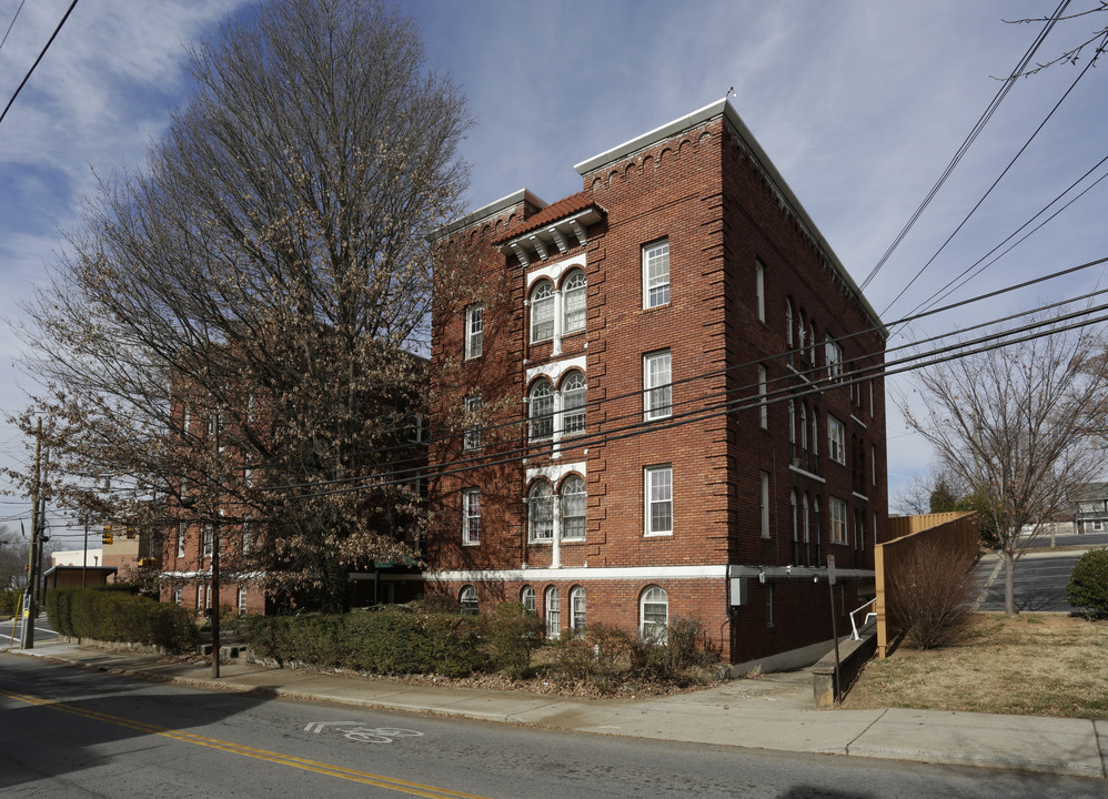 Jefferson Apartments in Asheville, NC - Building Photo