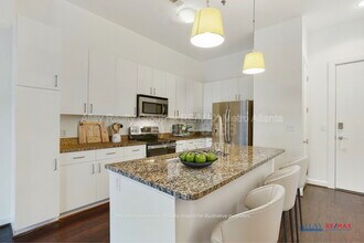 711 Cosmopolitan Dr NE in Atlanta, GA - Building Photo - Building Photo