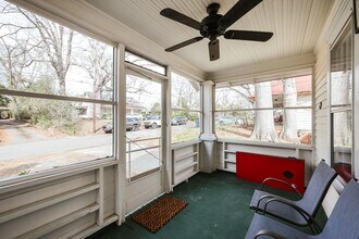150 Hall St in Athens, GA - Foto de edificio - Building Photo
