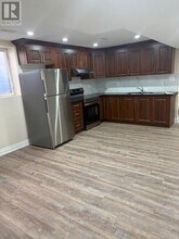 17 Trentin Rd in Brampton, ON - Building Photo - Building Photo