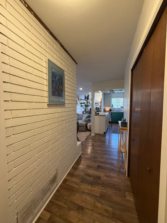 4308 Suntane Cir in Del City, OK - Building Photo - Building Photo