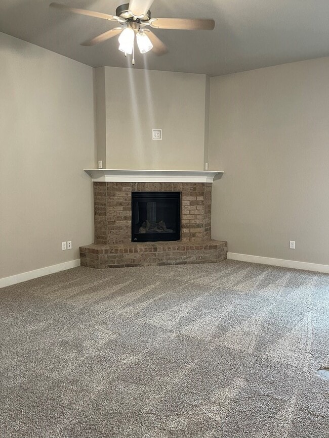 1121 Masquerade Blvd in Odessa, TX - Building Photo - Building Photo