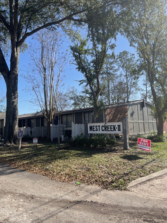 Westcreek II in Jacksonville, FL - Building Photo