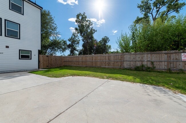 6309 Sandra St in Houston, TX - Building Photo - Building Photo