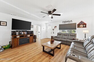 526 Camellia Ave in Panama City, FL - Building Photo - Building Photo