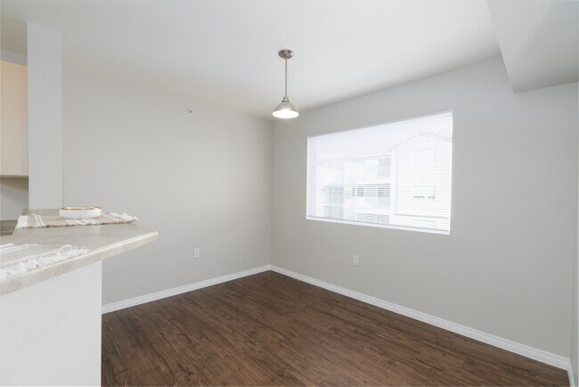 Bentley Apartments in Spokane, WA - Foto de edificio - Interior Photo