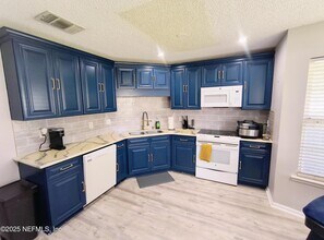 4398 Carriage Crossing Dr in Jacksonville, FL - Building Photo - Building Photo