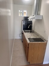 Rochester Gardens in Los Angeles, CA - Building Photo - Building Photo