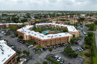 Margate Village in Margate, FL - Foto de edificio - Building Photo