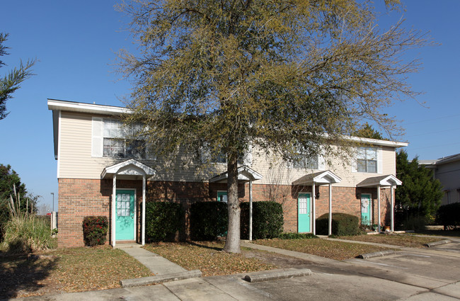 1313-1319 Redwood Ln in Gulf Breeze, FL - Building Photo - Building Photo