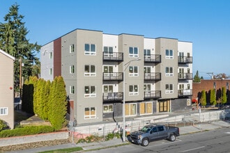 Colby Heights in Everett, WA - Foto de edificio - Building Photo