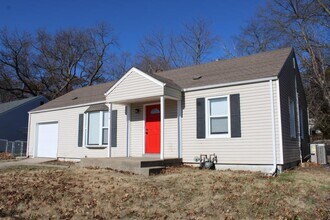 3910 NE Vivion Rd in Kansas City, MO - Building Photo - Building Photo