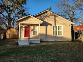607 3rd Ave NW in Ardmore, OK - Building Photo