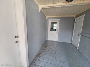 4730 SW 2nd Ave in Cape Coral, FL - Building Photo - Building Photo