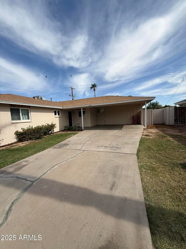 property at 6213 E Earll Dr