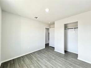 829 Bluffview Dr in Cleburne, TX - Building Photo - Building Photo