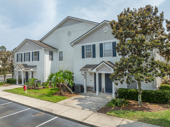 Carrington Place in Fleming Island, FL - Building Photo - Building Photo