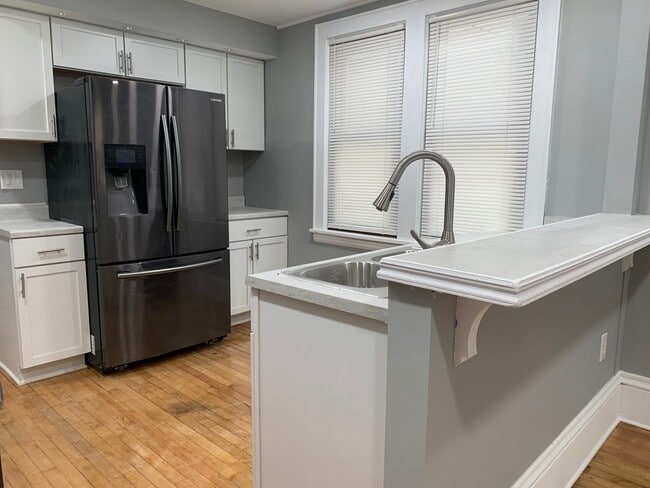 property at 2959 N Bryant Ave