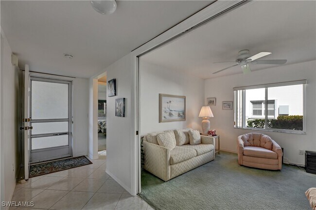 452 Belina Dr in Naples, FL - Building Photo - Building Photo