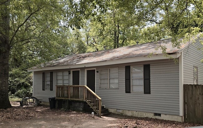 property at 1327 Leaphart St