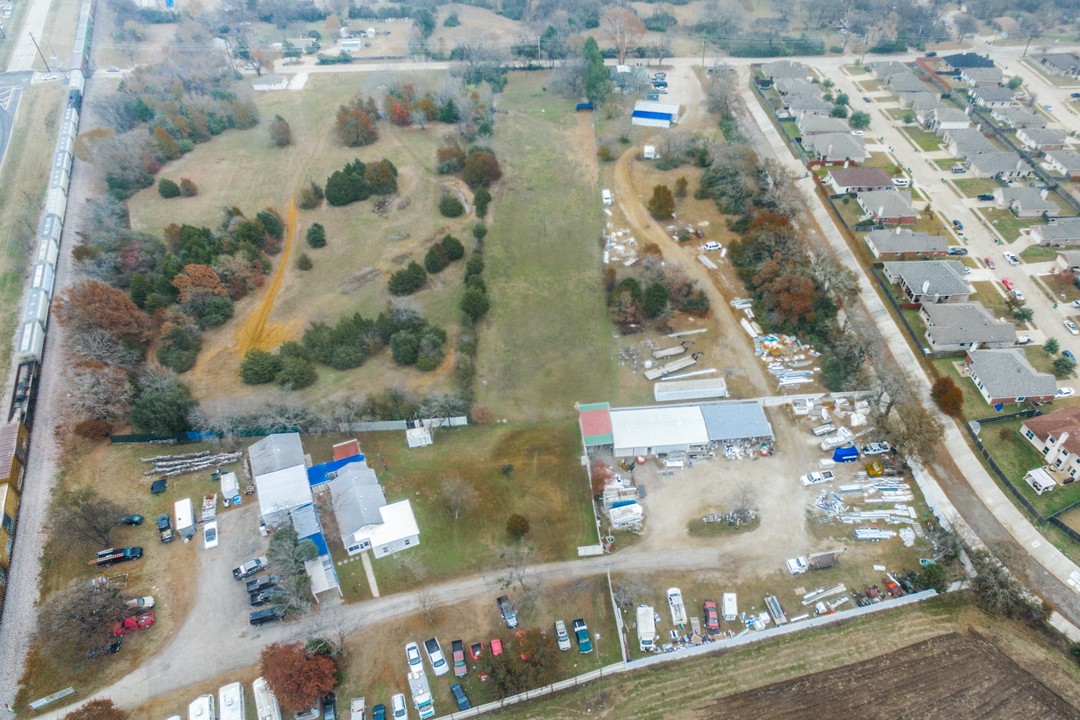 2500 Mingo Rd in Denton, TX - Building Photo