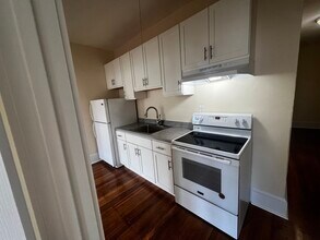 884 Huntington Ave, Unit 2 in Boston, MA - Building Photo - Building Photo