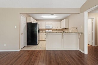 1009 Lincoln Ave in College Station, TX - Building Photo - Building Photo