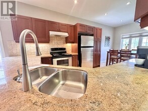 26 Thomas Dr in Collingwood, ON - Building Photo - Building Photo