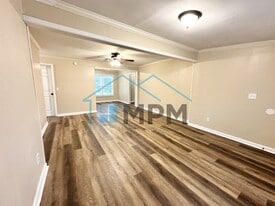 1121 Tulane Ave in West Monroe, LA - Building Photo