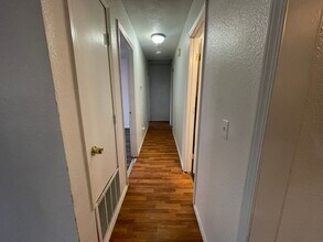 633 S Miller Rd in Springfield, MO - Building Photo - Building Photo