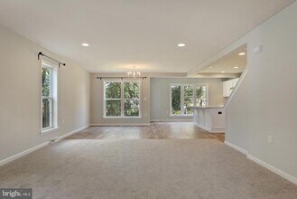 90 Hoke Farm Way in Mechanicsburg, PA - Building Photo - Building Photo