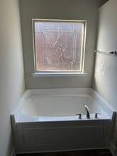 6501 Jacaranda Dr NW in Huntsville, AL - Building Photo - Building Photo