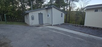 209 Burch St in Athens, WV - Building Photo