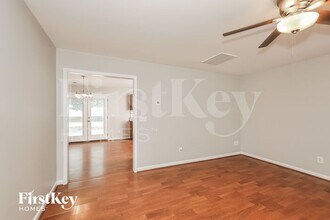 3923 Heather View Ln in Winston-Salem, NC - Building Photo - Building Photo
