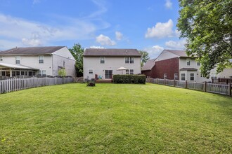 2068 Allegheny Way in Lexington, KY - Building Photo - Building Photo