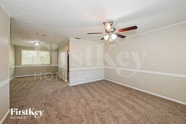 4077 Huntington Forest Blvd in Jacksonville, FL - Building Photo - Building Photo