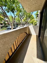 430 E San Jose Ave in Burbank, CA - Building Photo - Building Photo