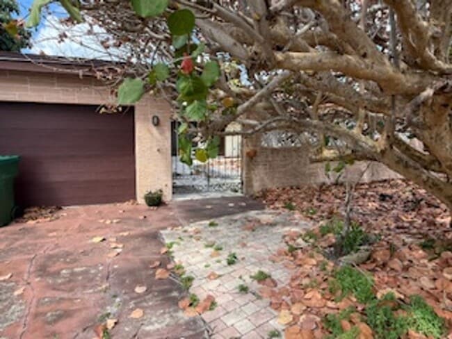 property at 1128 Pine Tree Dr