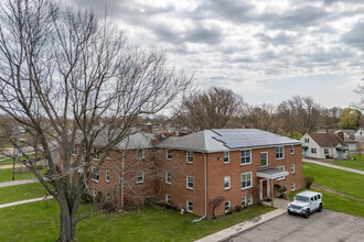 Orchard Park Road Apartments in West Seneca, NY - Building Photo - Building Photo