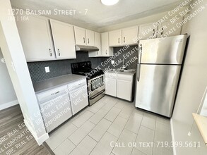1270 Balsam St in Lakewood, CO - Foto de edificio - Building Photo