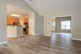 9621 White Carriage Dr in Wake Forest, NC - Building Photo - Building Photo