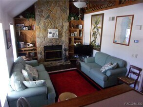 2574 N Regatta Point in Crystal River, FL - Building Photo - Building Photo