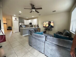 15112 SW 116th St in Miami, FL - Building Photo - Building Photo